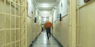 Un cunoscut cântăreț de muzică populară a fost condamnat la peste 17 ani de închisoare. Sentința este definitivă