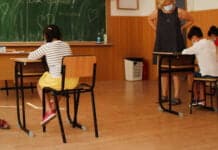 Cele cinci persoane reţinute în dosarul fraudării BAC-ului, sub control judiciar / Cum au fost transmise rezolvările la examen