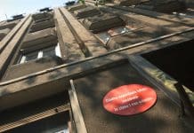 Sute de apartamente din clădiri cu risc seismic RS1 din București, închiriate ilegal pe Airbnb și Booking