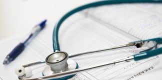 Caz revoltător în sistemul sanitar. Un medic specialist în oncologie pediatrică lucrează de un an în construcții. De ce nu poate fi angajat la spital