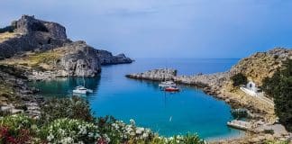 Alertă pentru turiști! Insulele din Grecia care au declarat stare de urgență din cauza lipsei de apă potabilă
