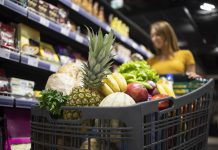 Ce program au supermarketurile în minivacanța de 1 Mai 2026: Până la ce oră sunt deschise Lidl, Mega Image, Kaufland, Auchan, Carrefour și Penny