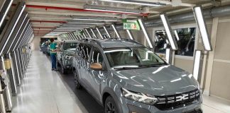 Piața auto din România a scăzut cu 28,2% în iulie (Date APIA) Renault