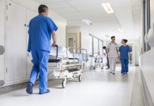 Criza cardurilor europene de sănătate: Cum obții certificatul provizoriu dacă pleci în vacanță sănătate România