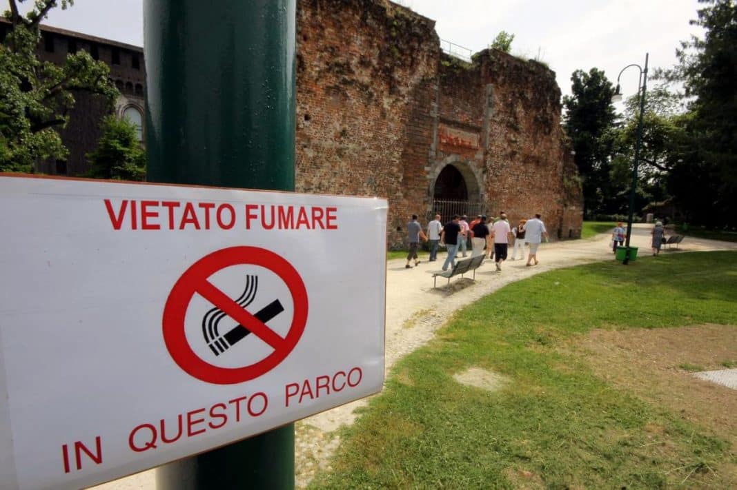 fumatului interzicerea Milano Italia