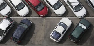 Amnezie de 4.000 de lei: Au sunat la 112 să anunțe că li s-au furat mașinile, dar uitaseră unde le-au parcat sectorul 1
