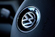 Alertă globală: Volkswagen recheamă în service 100.000 de mașini electrice din cauza riscului de incendiu la baterii