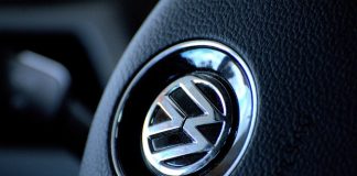 Prima imagine oficială cu Volkswagen Golf 9, un model exclusiv electric