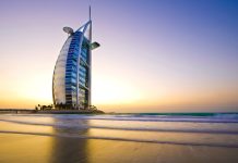 Burj Al Arab își suspendă activitatea: Simbolul Dubaiului se va închide