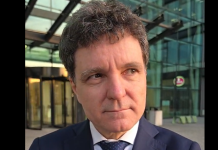 Nicușor Dan a fost luat la întrebări direct în stradă, de Marian Ceaușescu: „Vă dau un avertisment verbal. Data viitoare cartonașul galben” (VIDEO)