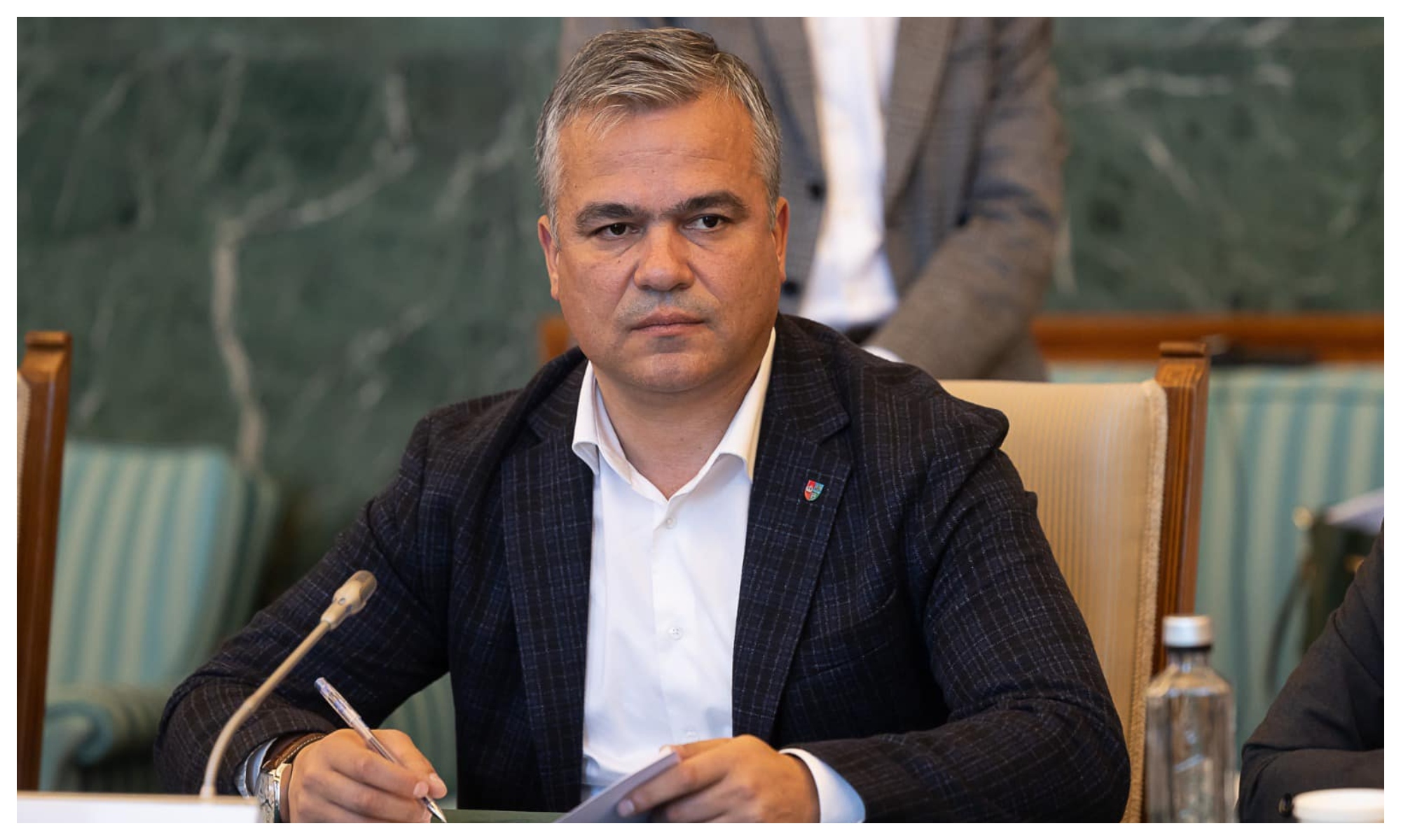 Adrian Veștea, premierul desemnat: „Păstrez integral programul de ...