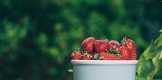 Alertă alimentară: 88% dintre căpșunile din Europa conțin pesticide