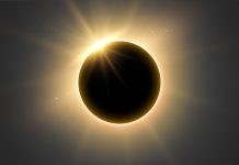 Ziua eclipsei de Soare. În România se vede doar parțial, la apus