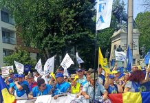 Sindicatele ies în stradă marți. Angajații protestează în fața Ministerului Muncii pentru salarii mai mari