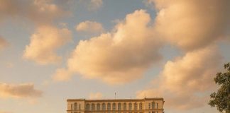 Palatul Parlamentului, clădirea care continuă să uimească Palatul Parlamentului