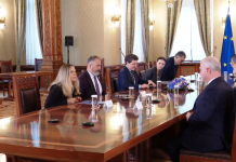 Partidele, chemate din nou la consultări în vederea desemnării premierului / Poziţiile marilor formaţiuni, neschimbate