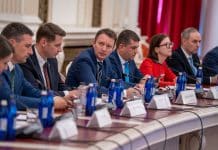 A doua zi de audieri în Parlament pentru Cabinetul Mureşan – zece miniştri merg în faţa comisiilor de specialitate
