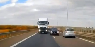 Imagini șocante pe A1: Un șofer de 73 de ani circulă pe contrasens, cu mașina avariată