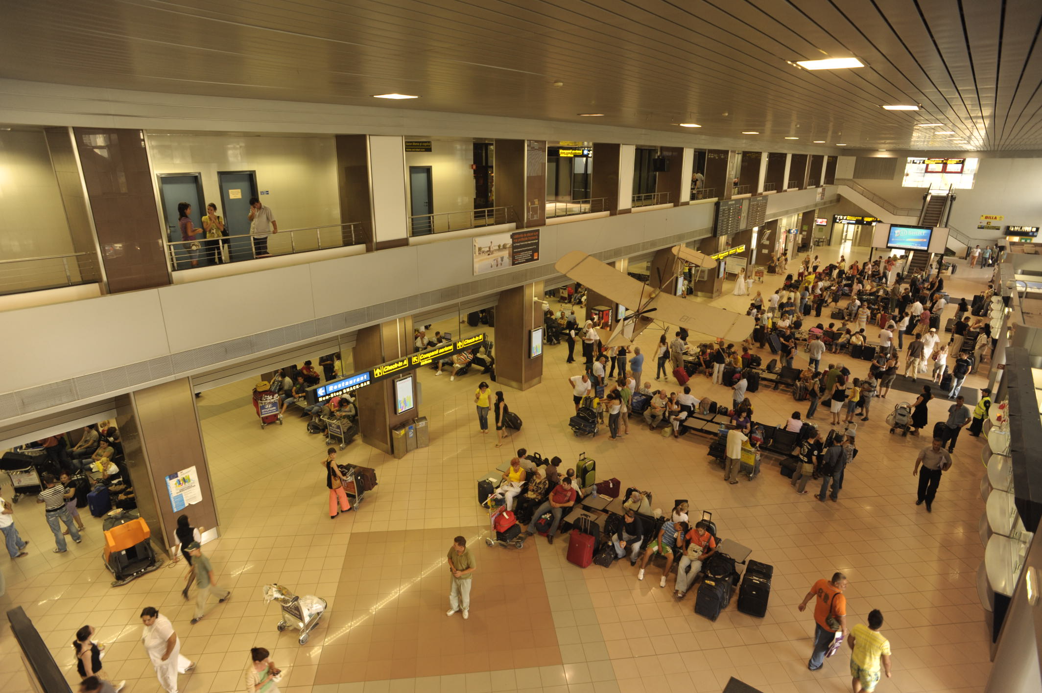 Aeroportul Henri Coandă