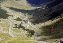 Misterul Transilvaniei și farmecul Transfăgărășanului au cucerit National Geographic. România, destinația ideală de toamnă